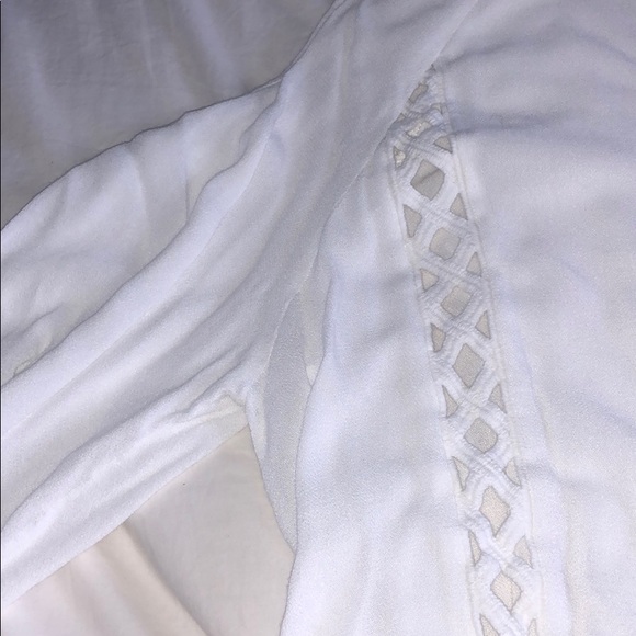 blouse - Picture 2 of 4